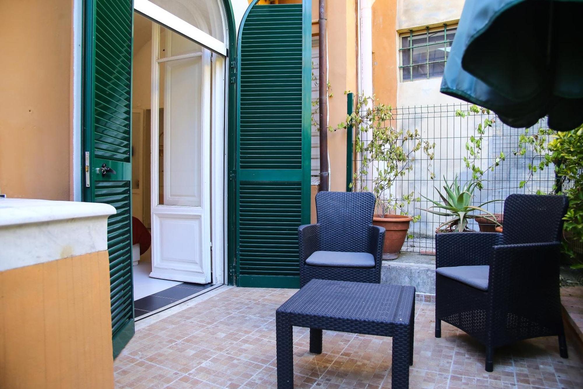 Victoria Secret Garden Hotel Pisa Exterior photo
